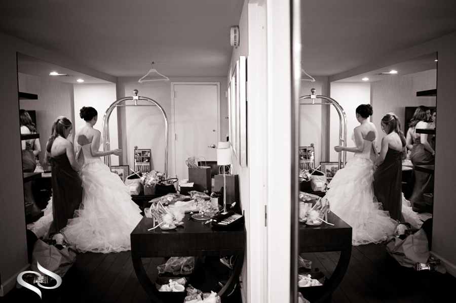 Bride getting ready for Wedding Intercontinental Hotel Tampa