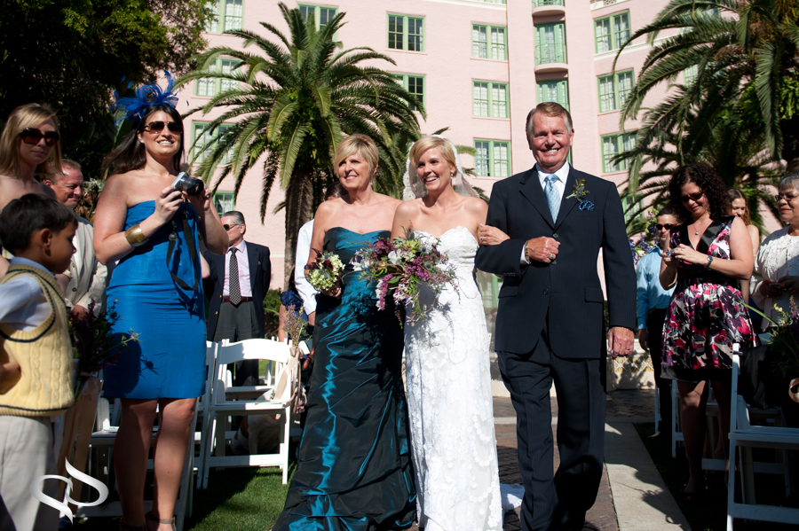 Bride walking down Isle Vinoy Hotel St. Petersburg
